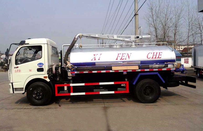 東風大多利卡8方吸糞車圖片