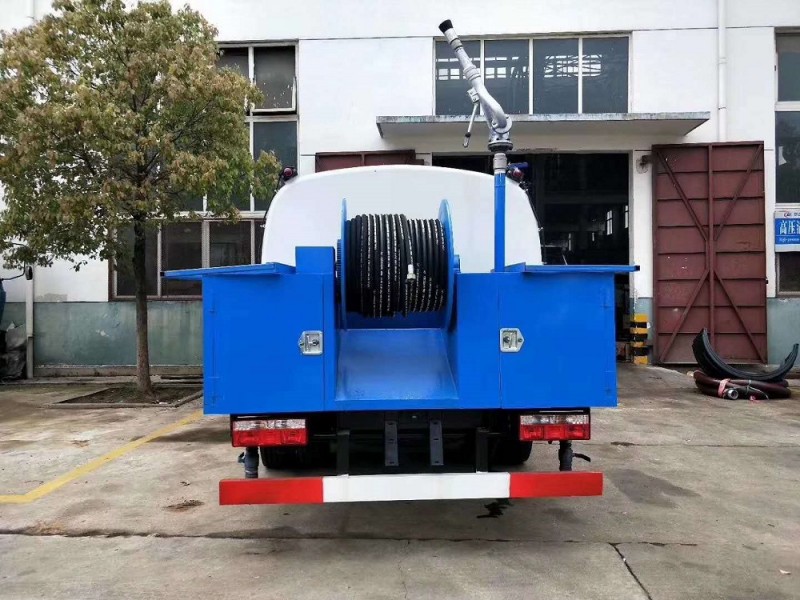 東風大多利卡高壓清洗車