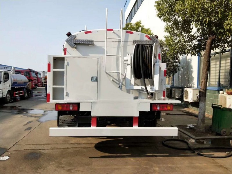 東風天錦高壓清洗車