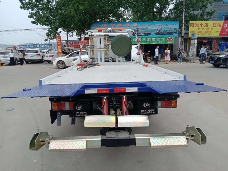 五十鈴藍(lán)牌一拖二清障車