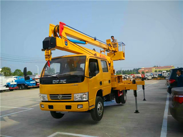 東風多利卡雙排14米高空作業車圖片