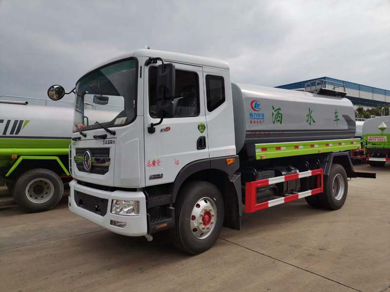 國六東風D9灑水車