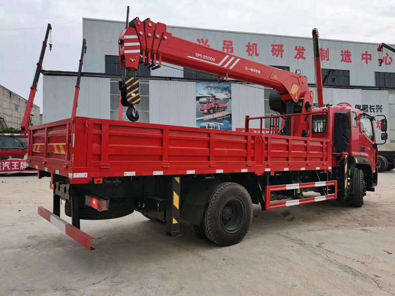 國六福田瑞沃隨車吊圖片