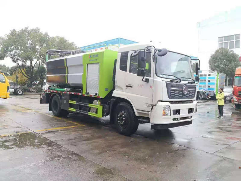 東風天錦13.5方清洗吸污車